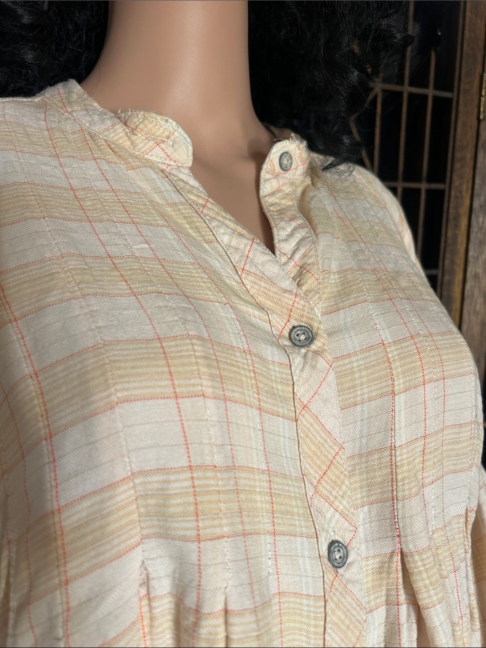 FREE PEOPLE PEACH PLAID PEASANT TOP L - Picture 4 of 11